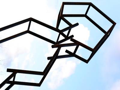 Figure and Half Figure sculpture by Jakub Flejšar — view 5