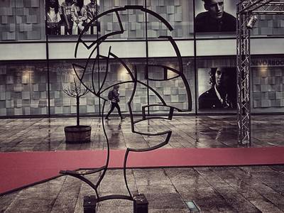 Heads sculpture by Jakub Flejšar — view 8