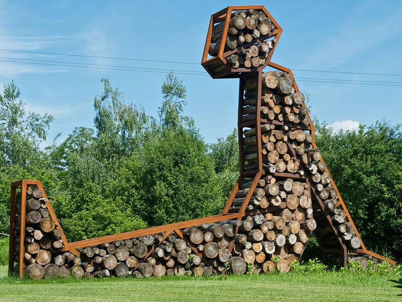 Figure and Half Figure — sculpture by Jakub Flejšar