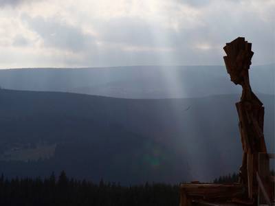 Sitting Figure sculpture by Jakub Flejšar — view 2