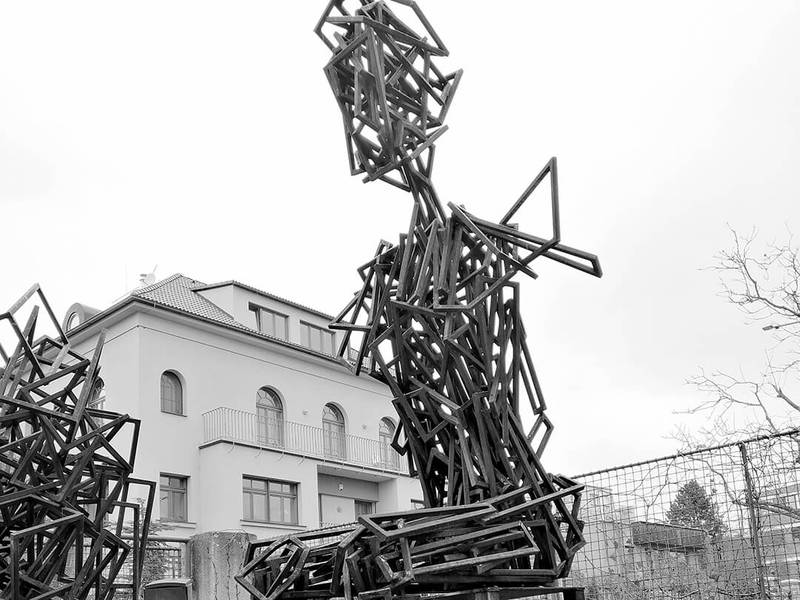 I Will Wait — sculpture by Jakub Flejšar