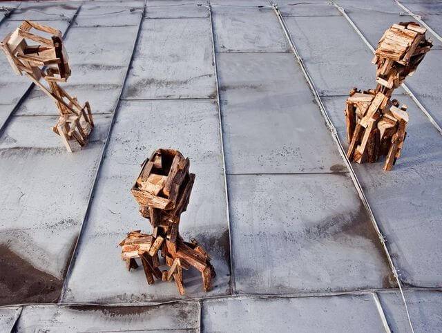 Heads — sculpture by Jakub Flejšar